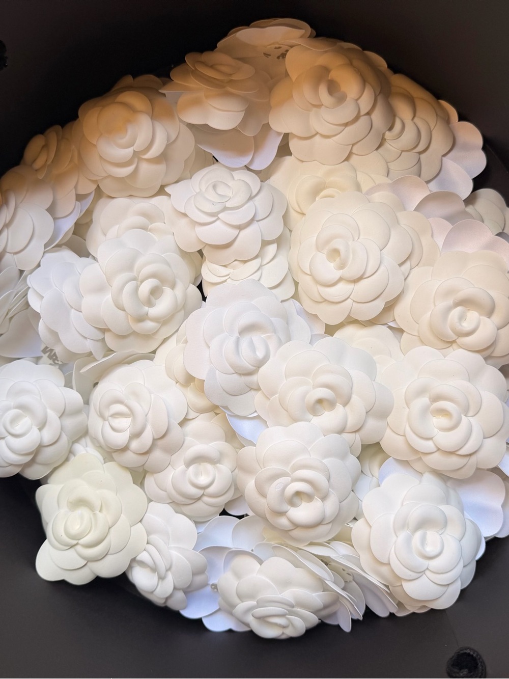 CHANEL White Camellia Flower Accents Pack